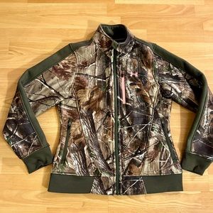 Women’s medium camouflage Under Armour hunting jacket